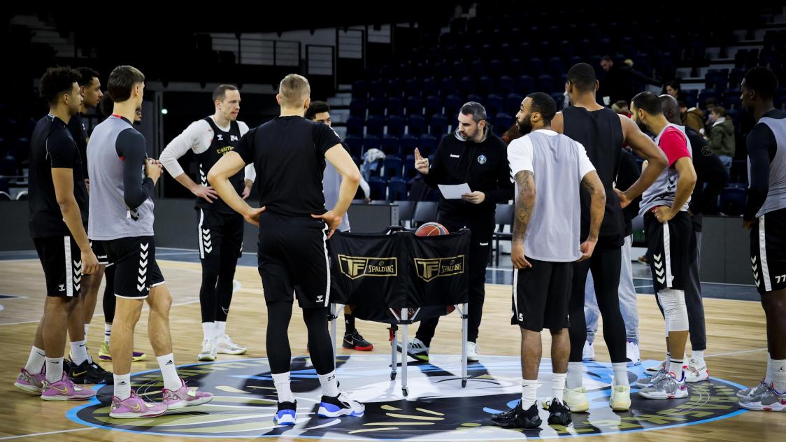 Nouvel basket 2018 top